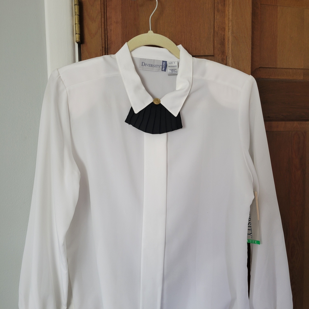 White Button-Up Blouse with Black Collar Accent